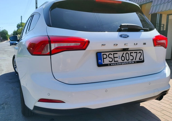 Ford Focus cena 65600 przebieg: 185200, rok produkcji 2020 z Śrem małe 211
